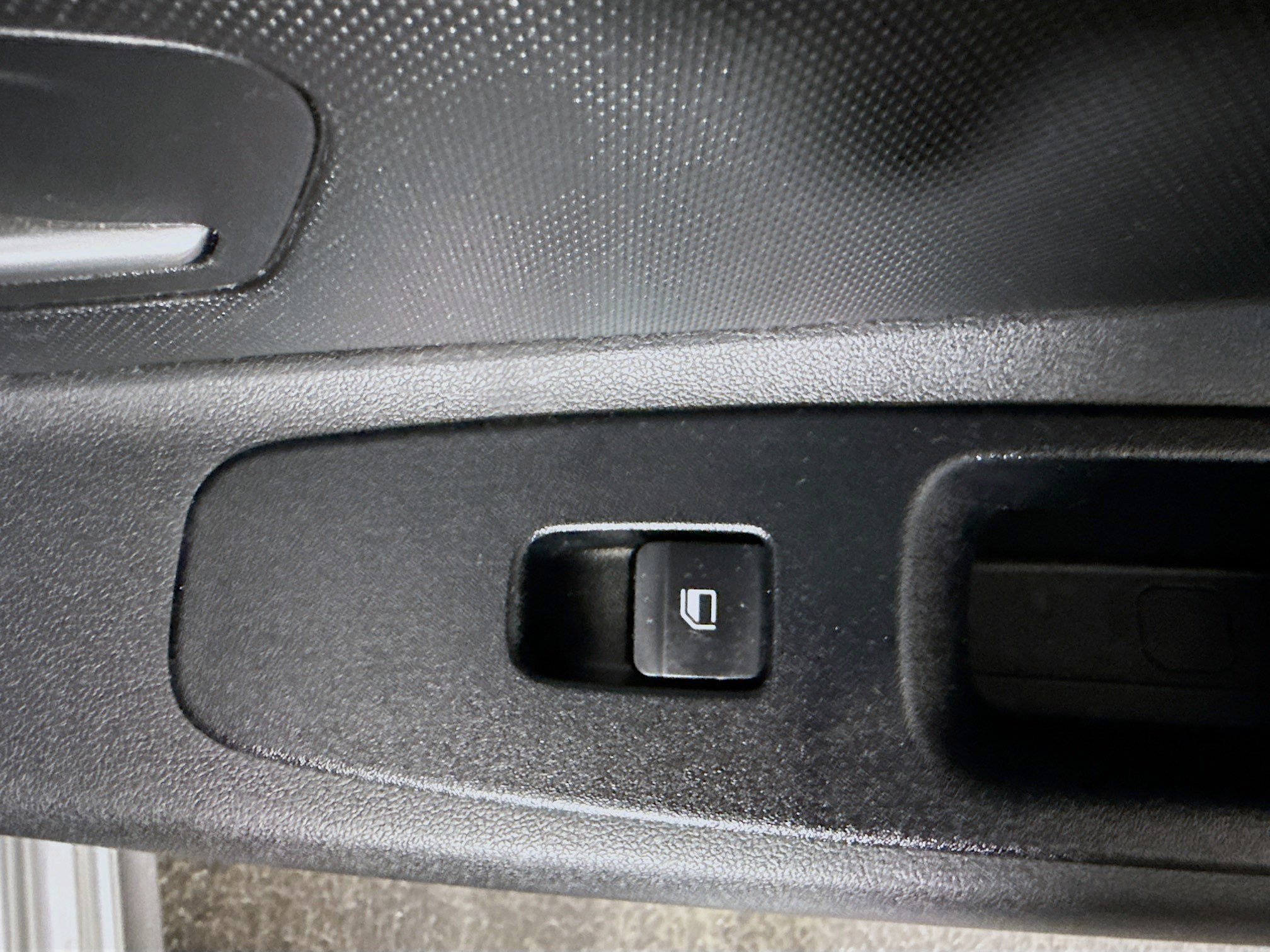 Used 2021 Hyundai Elantra SEL FWD image 31