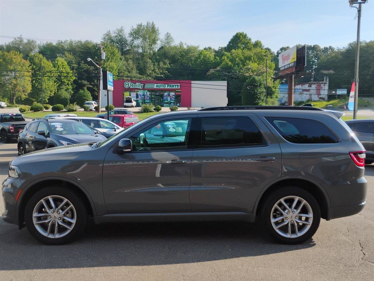 Used 2025 Dodge Durango GT AWD/4WD image 8