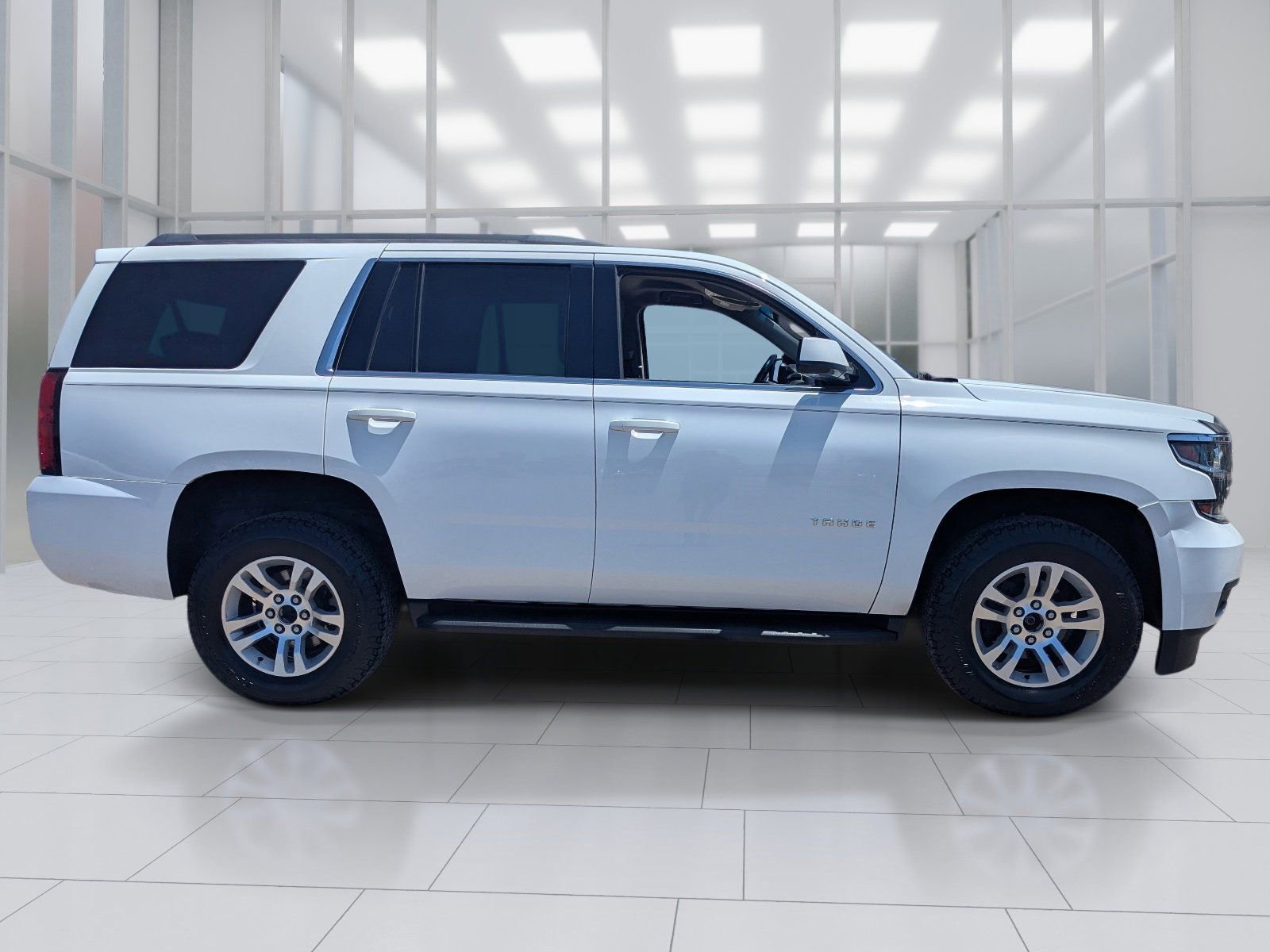 Used 2019 Chevrolet Tahoe LS AWD/4WD image 6