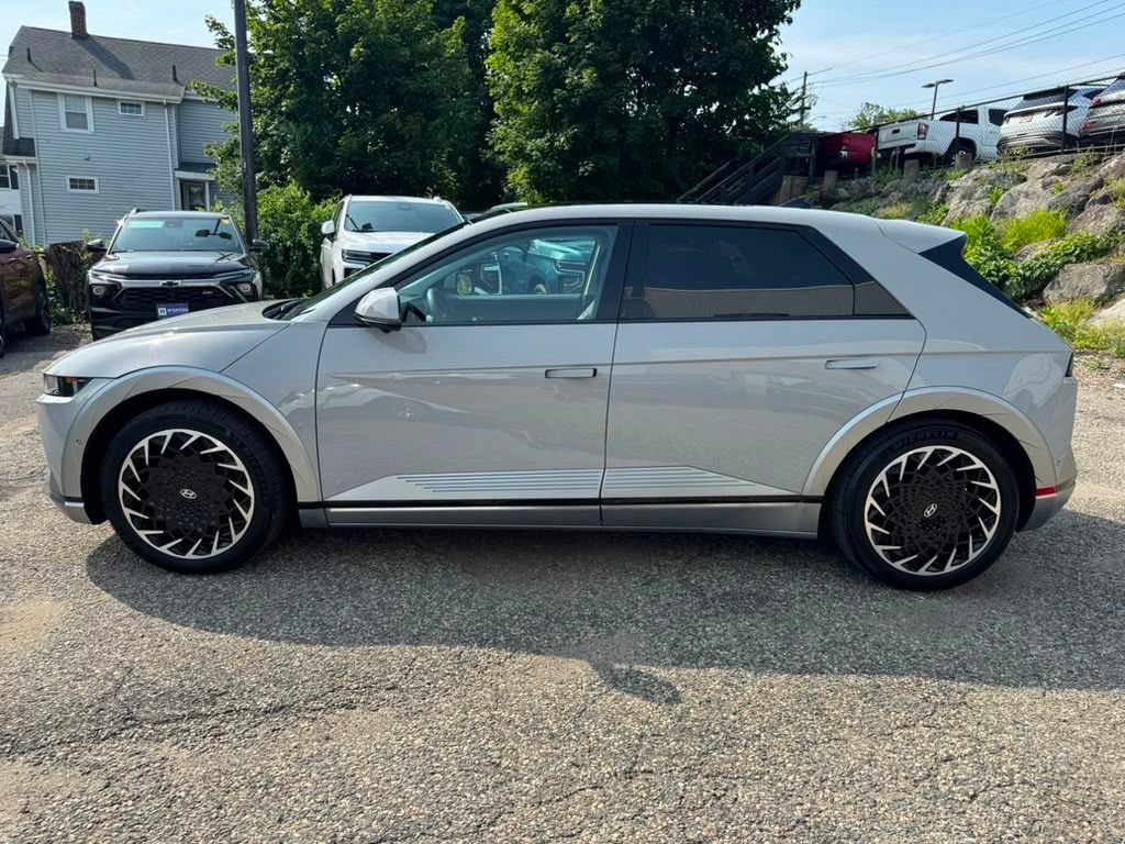 Certified 2023 Hyundai Ioniq 5 Limited AWD/4WD image 3