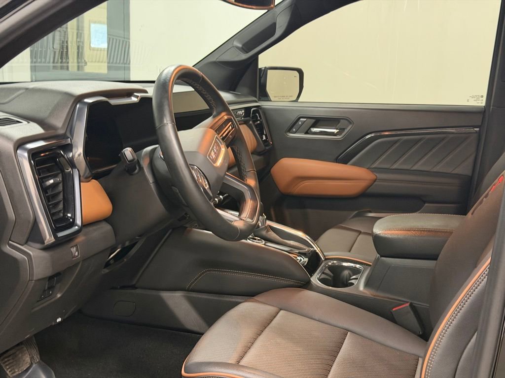 Used 2024 GMC Canyon AT4 w/ AT4 Premium Package image 29