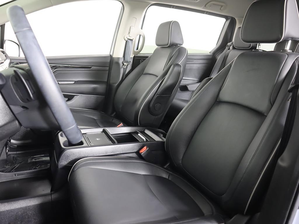 Used 2025 Honda Odyssey Touring image 30