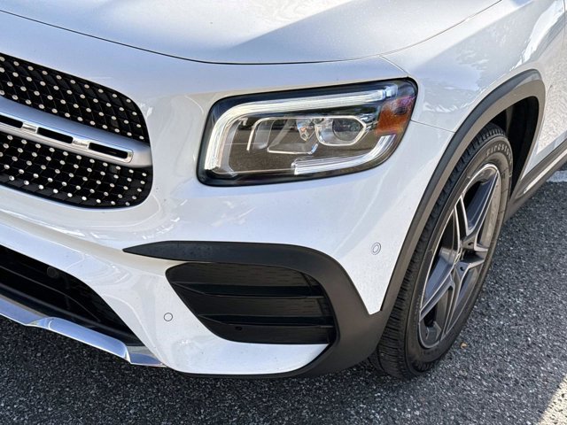 Used 2021 Mercedes-Benz GLB 250 image 9