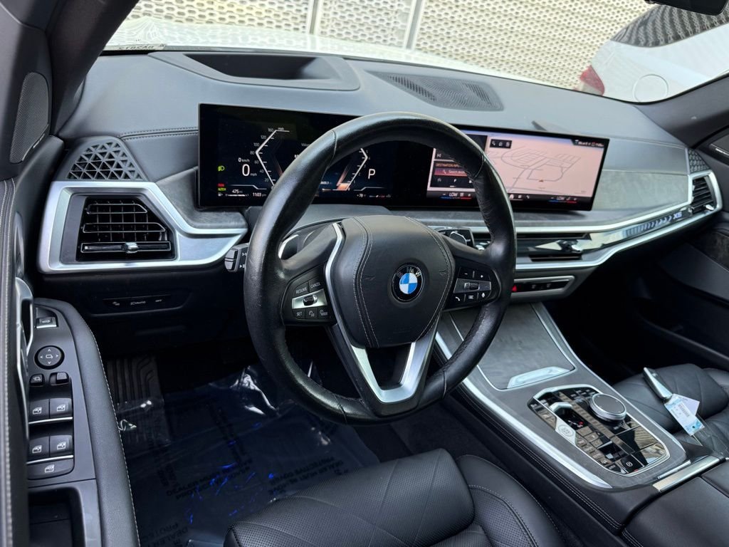 Used 2024 BMW X5 xDrive40i AWD/4WD image 2