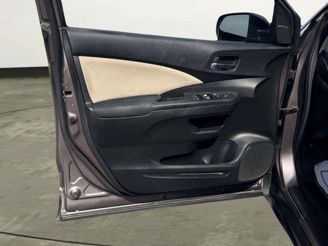 Used 2016 Honda CR-V EX image 16