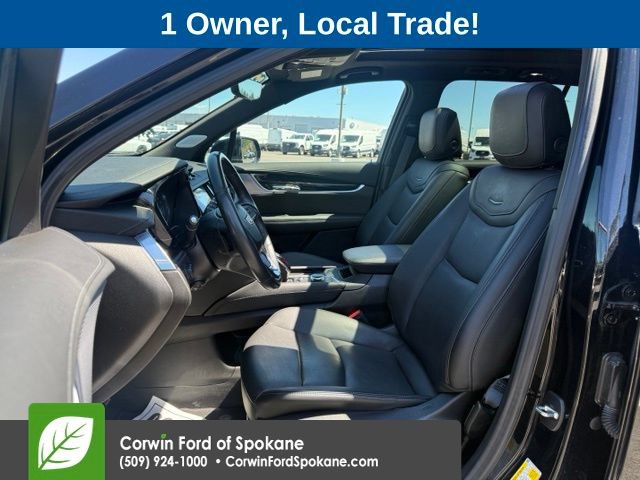 Used 2023 Cadillac XT6 Premium Luxury w/ Technology Package AWD/4WD image 2