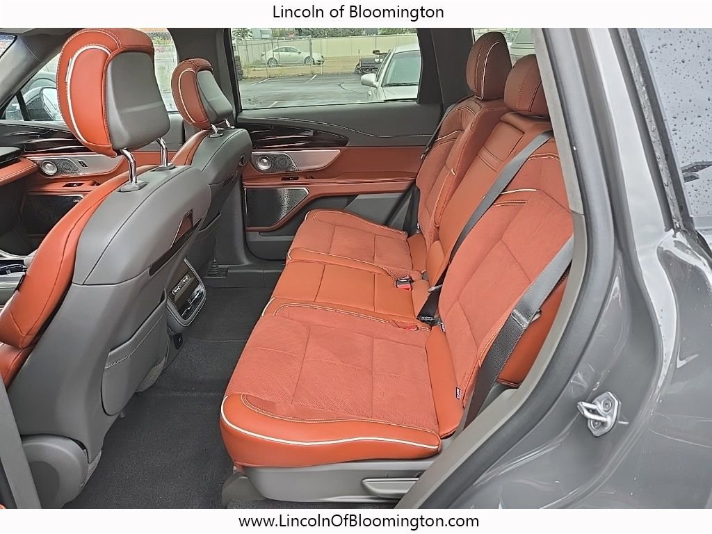 New 2024 Lincoln Nautilus Black Label w/ Jet Appearance Package (87T) image 37