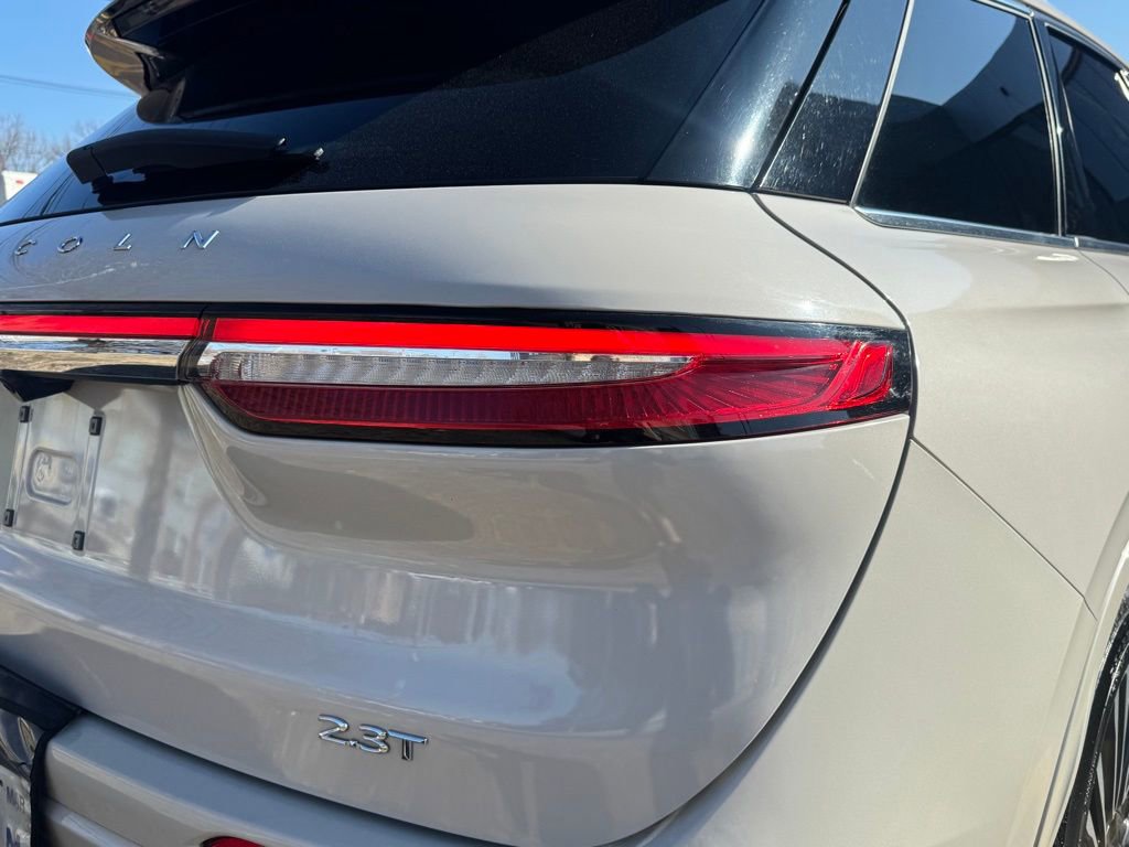 Used 2020 Lincoln Corsair Reserve w/ Equipment Group 201A image 11