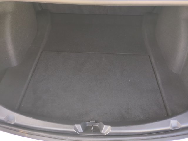 Used 2020 Tesla Model 3 Standard Range Plus RWD image 6