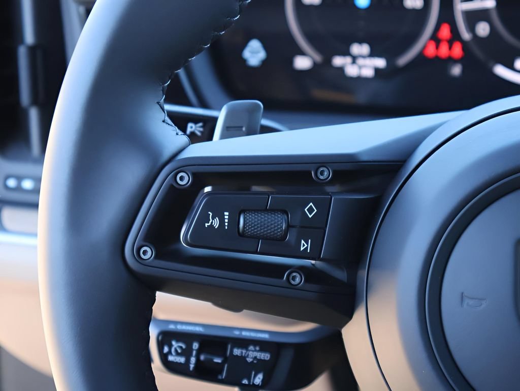New 2026 Porsche Cayenne GTS AWD/4WD image 29
