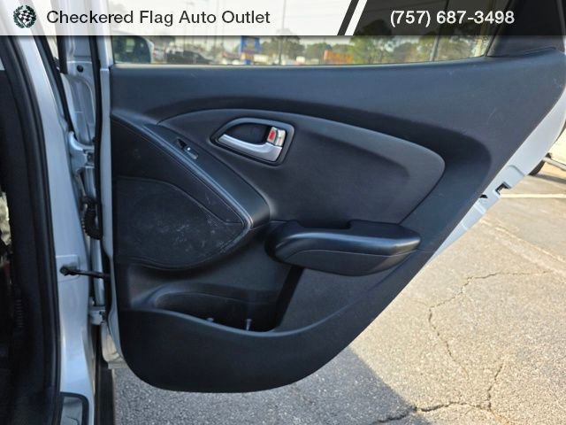 Used 2013 Hyundai Tucson Limited w/ Premium Pkg image 48