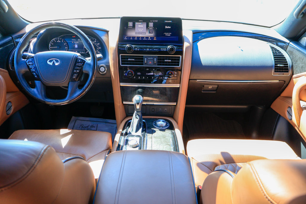 Used 2023 INFINITI QX80 Sensory w/ Cargo Package AWD/4WD image 5
