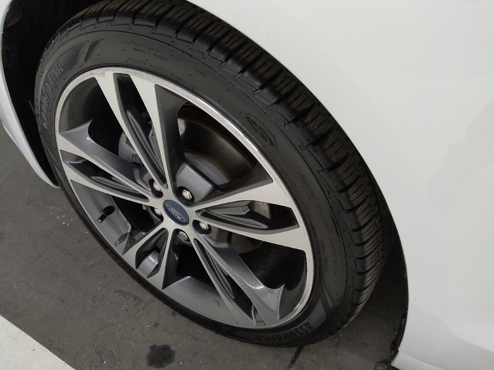 Used 2019 Ford Fusion Titanium image 31