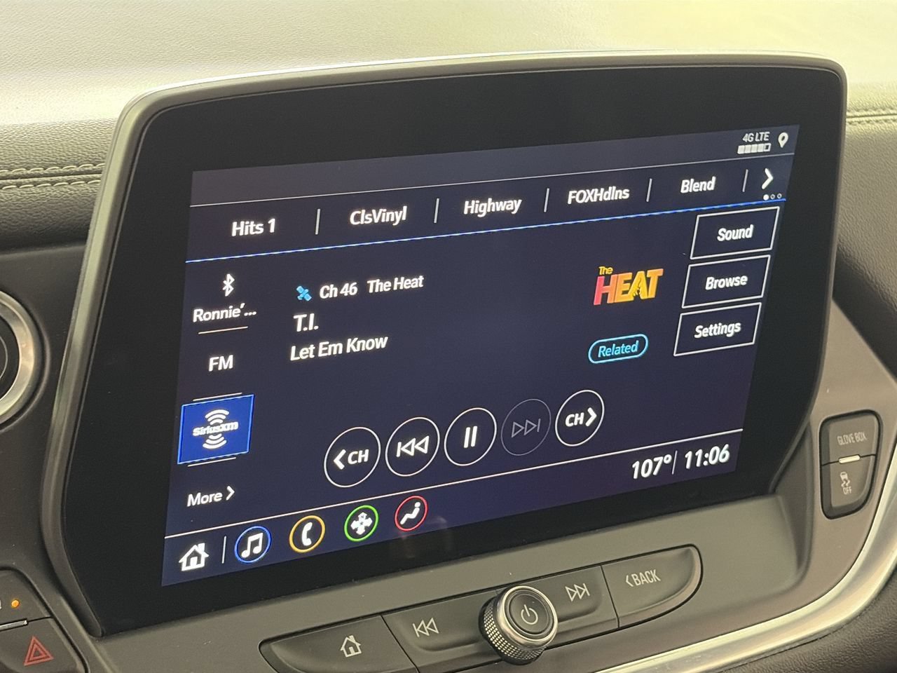 Used 2025 Chevrolet Blazer LT FWD image 15