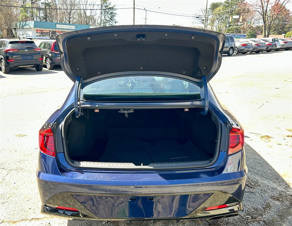 Used 2021 Hyundai Sonata SEL w/ Cargo Package image 5
