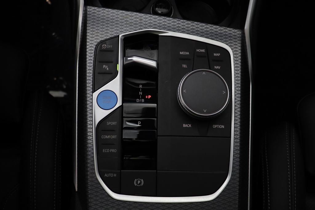 Certified 2025 BMW i4 xDrive40i image 12