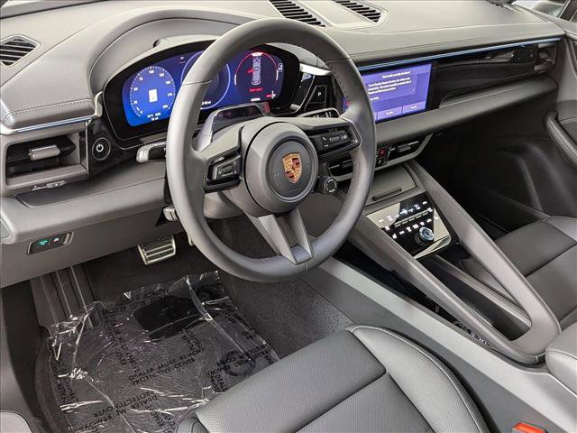 New 2026 Porsche Macan 4S Electric image 4