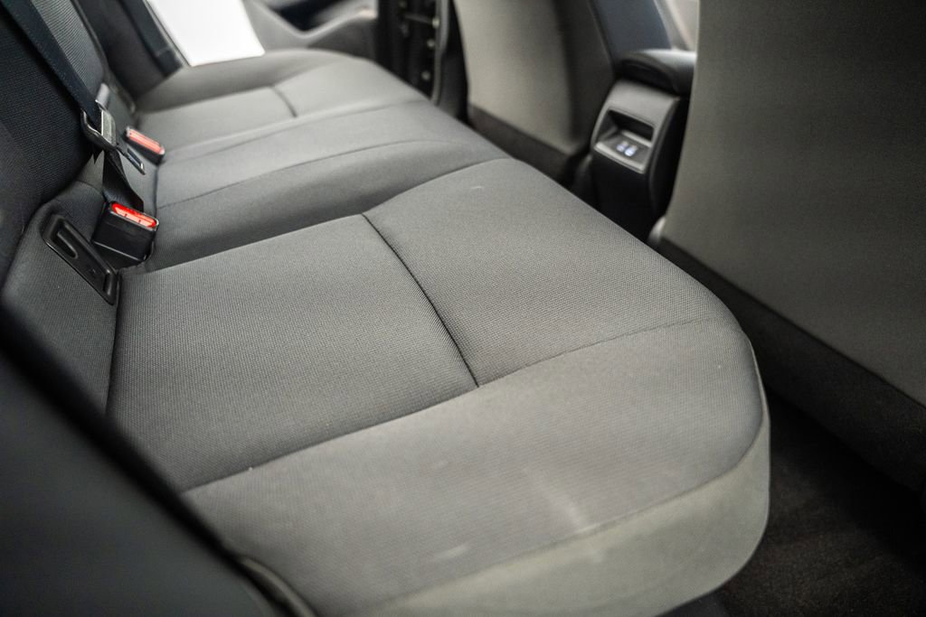 Certified 2025 Toyota Corolla LE image 30