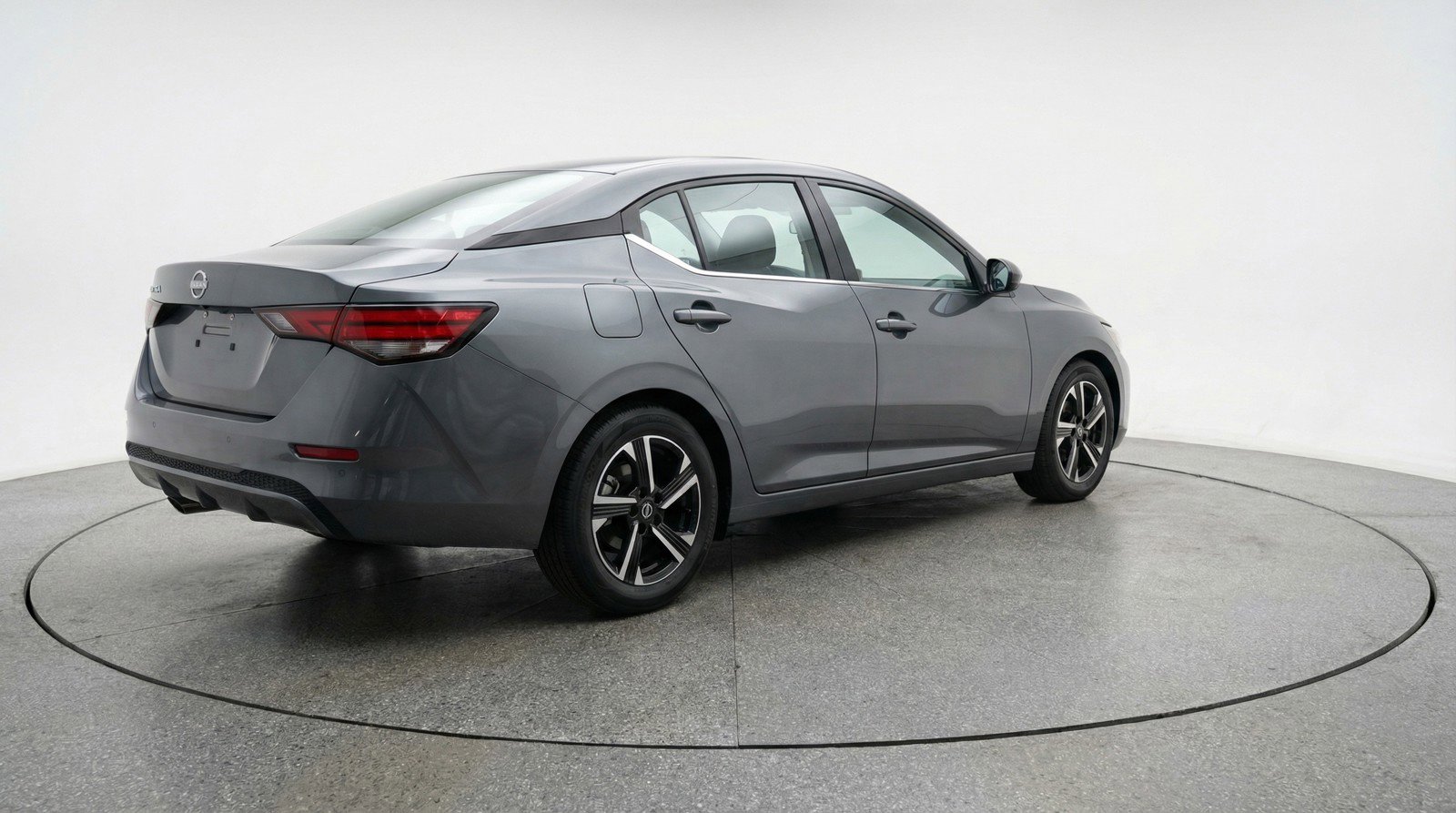 Used 2025 Nissan Sentra SV FWD image 9
