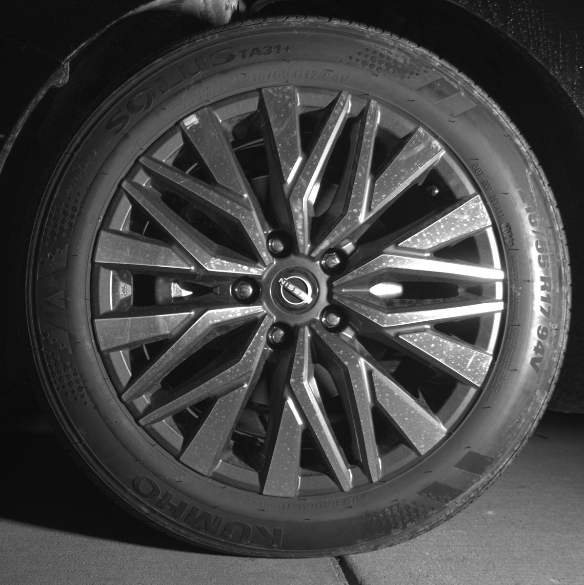 Used 2025 Nissan Altima 2.5 SV image 12