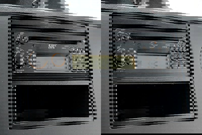 Used 2014 Ford E-350 and Econoline 350 Super Duty image 25