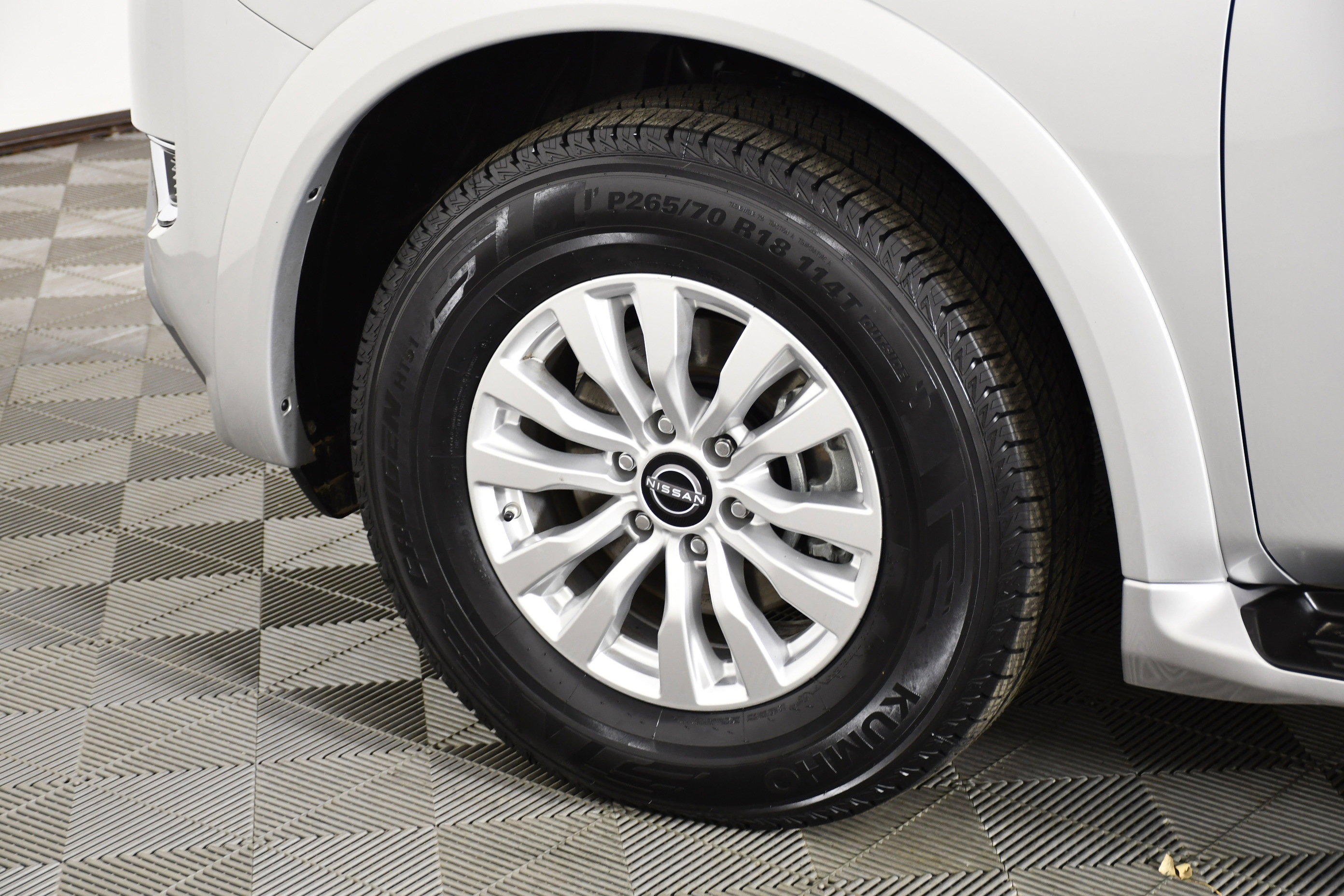 Used 2024 Nissan Armada SV image 55