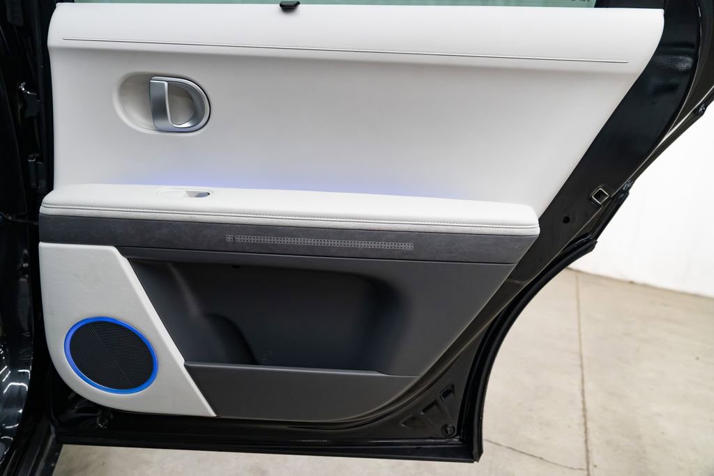 Used 2024 Hyundai Ioniq 5 Limited image 31