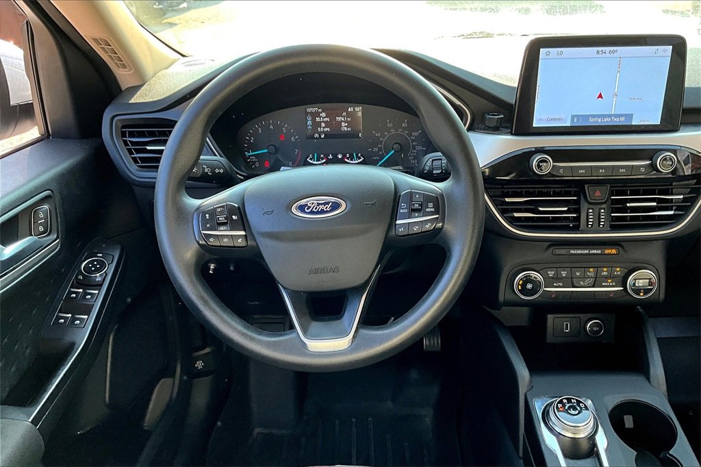 Used 2020 Ford Escape SE image 8