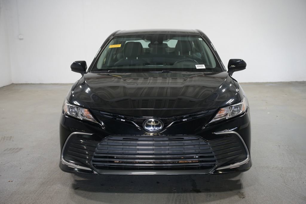 Certified 2023 Toyota Camry LE image 2