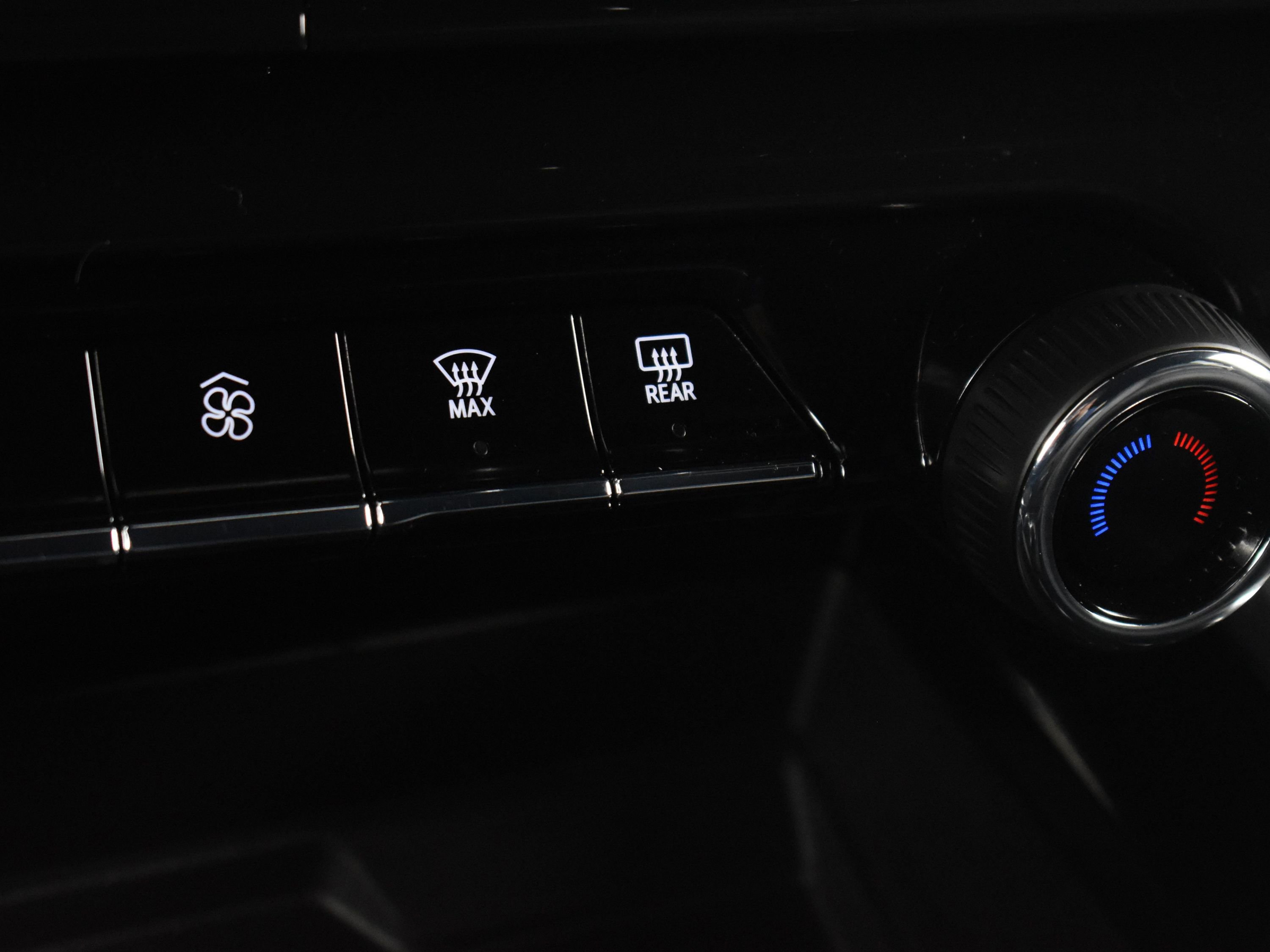 Used 2025 Chevrolet Tahoe RST w/ RST Capability Package image 61