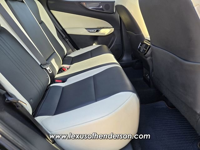 Used 2024 Lexus NX 250 FWD image 15