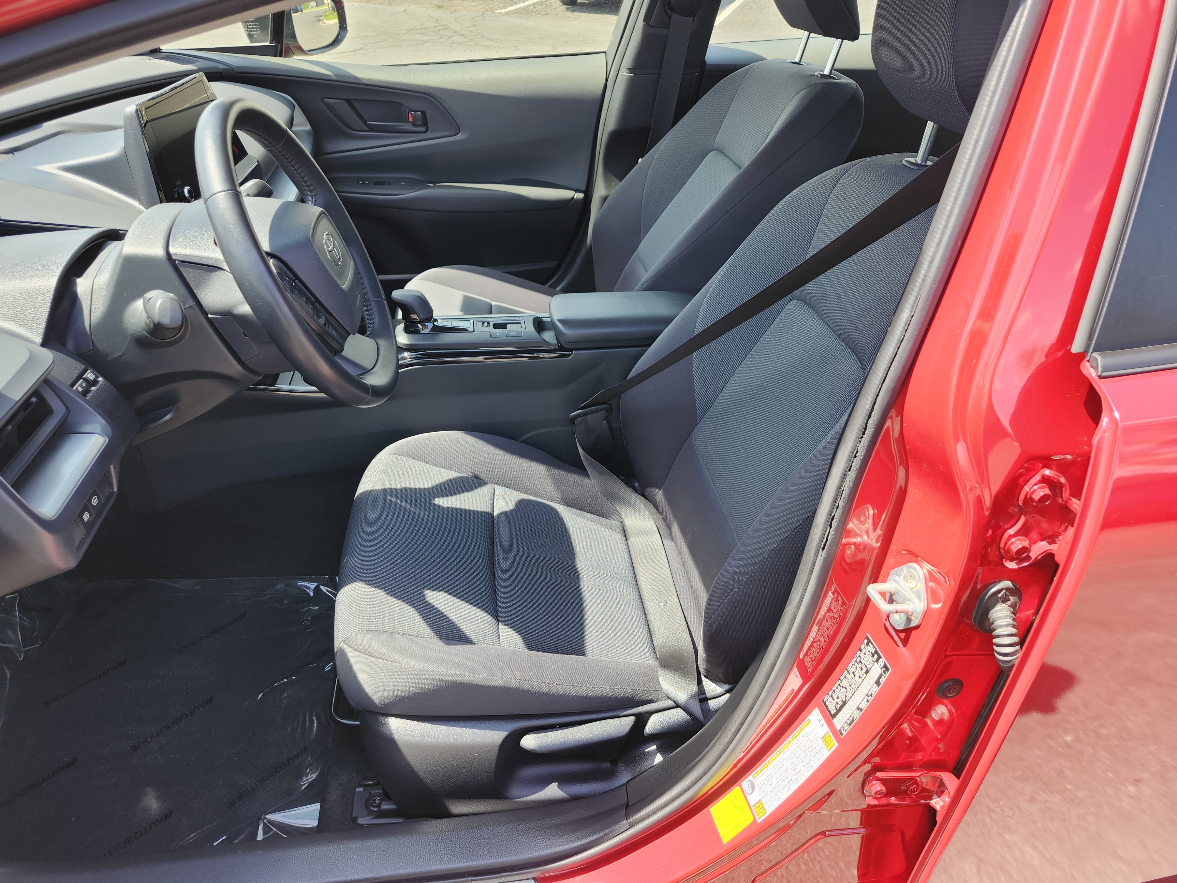 Used 2024 Toyota Prius LE image 22