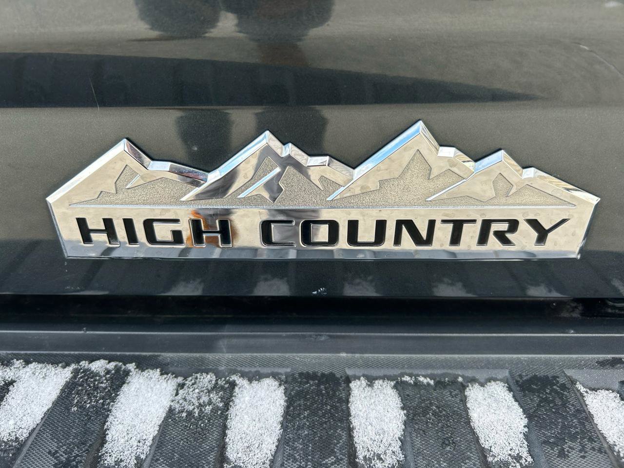 Used 2017 Chevrolet Silverado 1500 High Country image 9