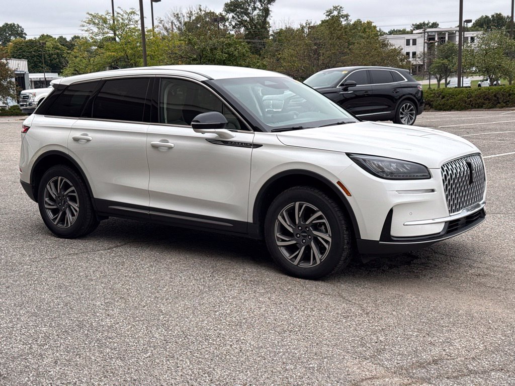 Used 2023 Lincoln Corsair AWD w/ Equipment Group 101A image 14