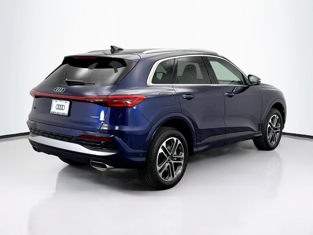 Used 2025 Audi Q5 Premium Plus w/ Premium Plus AWD/4WD image 6