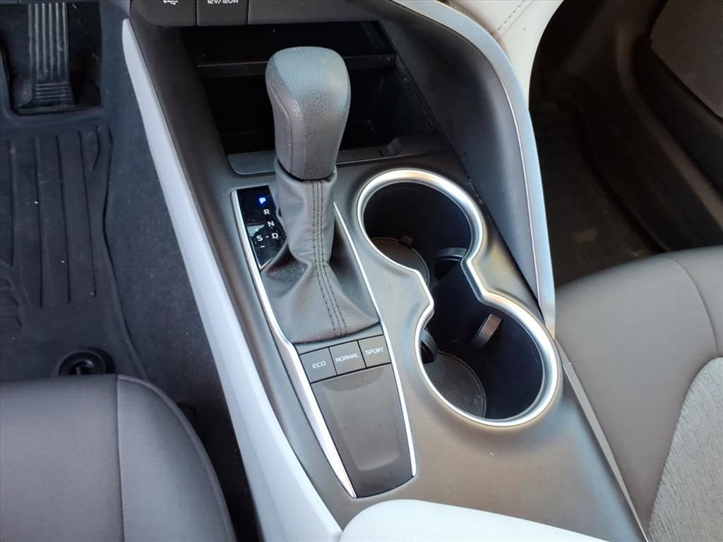 Used 2024 Toyota Camry LE image 34