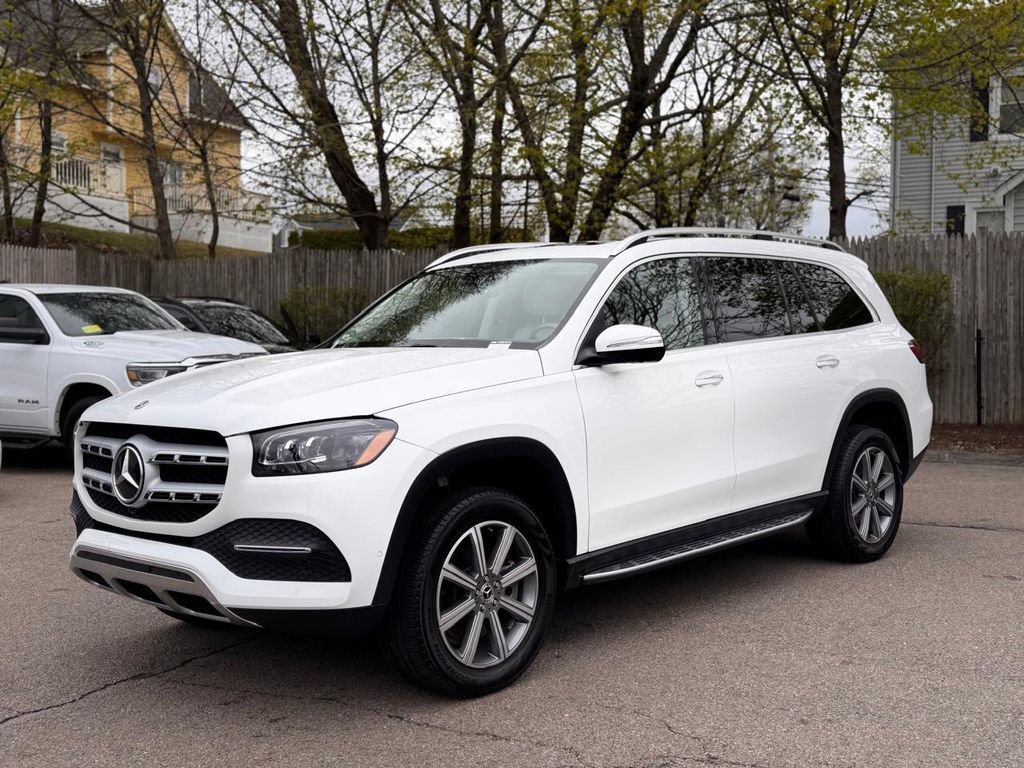 Used 2022 Mercedes-Benz GLS 450 4MATIC image 2
