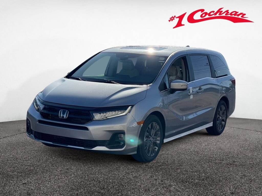 New 2026 Honda Odyssey Touring image 3