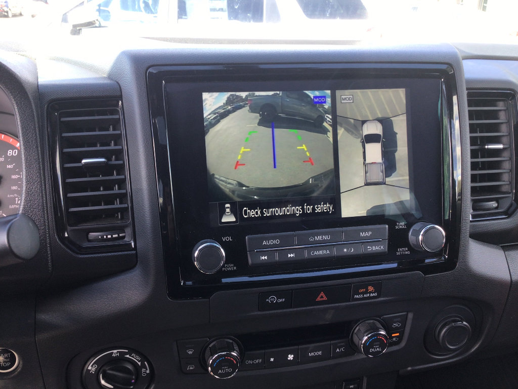 Used 2024 Nissan Frontier PRO-4X w/ Pro Premium Package image 12