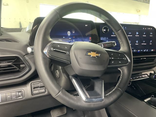 Certified 2025 Chevrolet Silverado EV LT AWD/4WD image 14