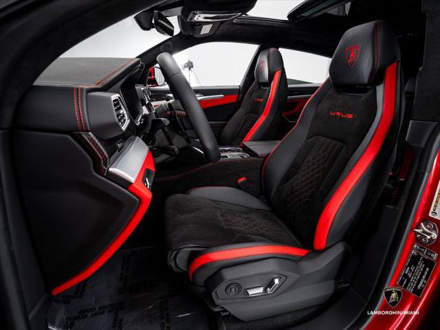 Used 2024 Lamborghini Urus S AWD/4WD image 28