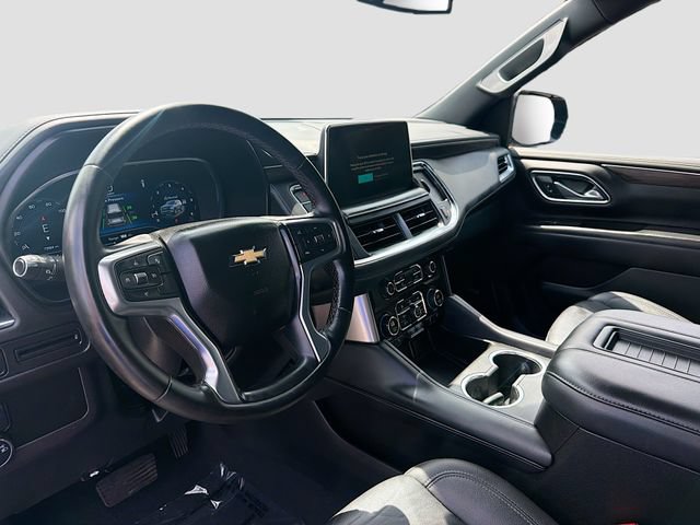 Used 2024 Chevrolet Suburban LT AWD/4WD image 9