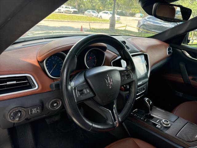 Used 2018 Maserati Ghibli S Q4 AWD/4WD image 12