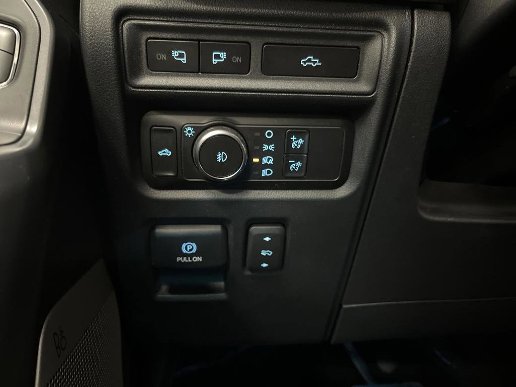 Certified 2022 Ford F150 Lariat w/ Equipment Group 501A Mid image 26