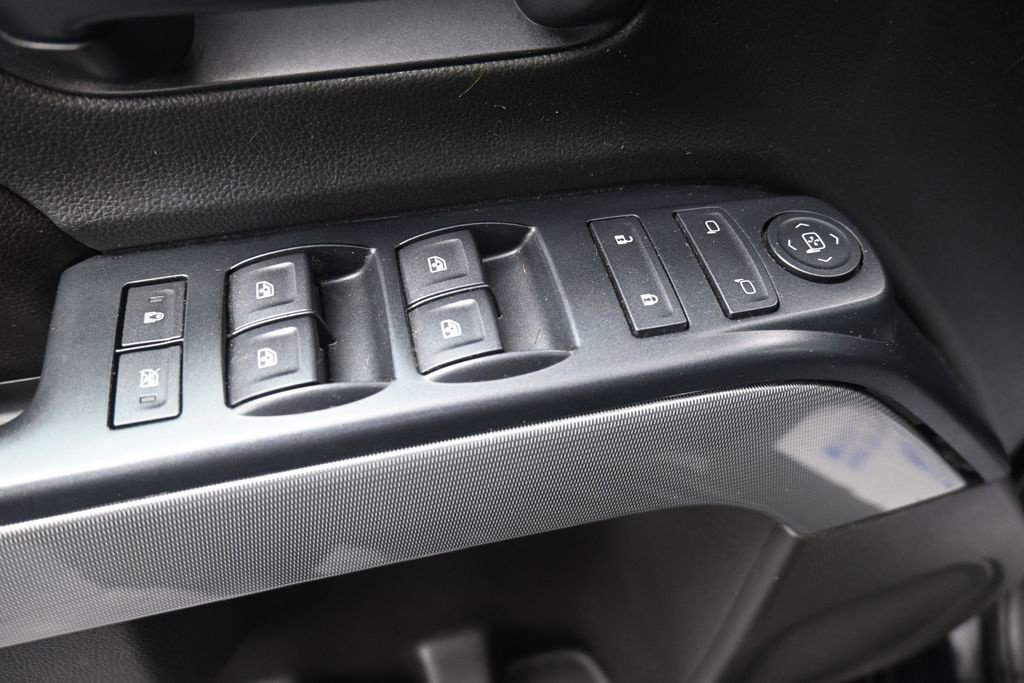 Used 2016 Chevrolet Silverado 2500 LT w/ Midnight Edition AWD/4WD image 26