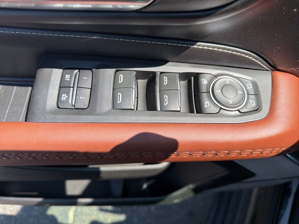 Used 2023 GMC Yukon XL Denali Ultimate image 24