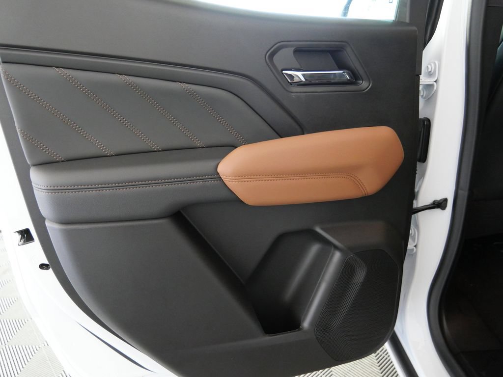 New 2026 GMC Canyon AT4 w/ Technology Plus Package AWD/4WD image 13