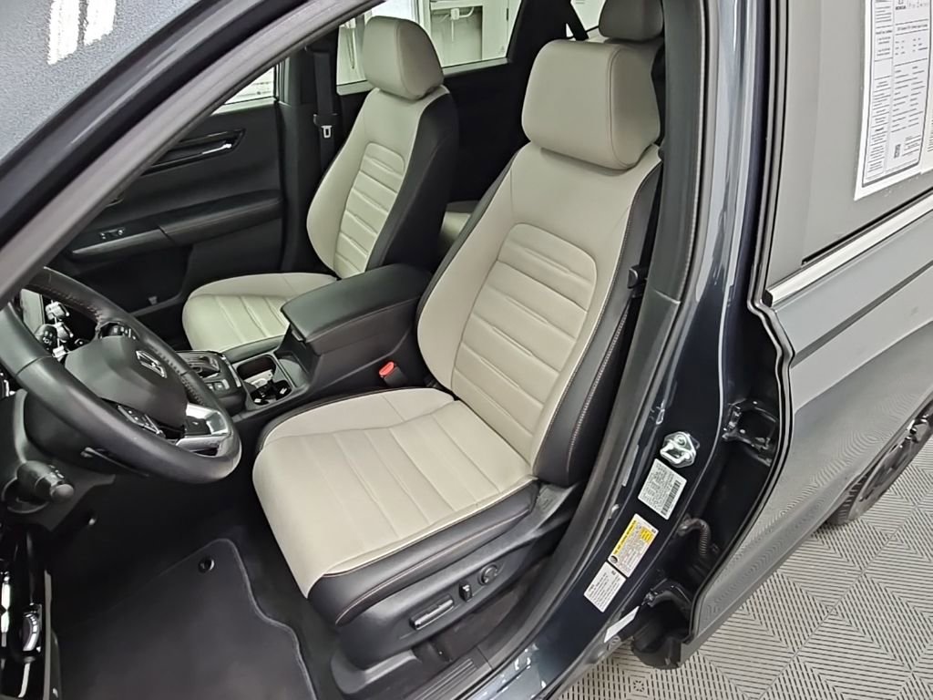 Used 2025 Honda CR-V Sport Touring image 31