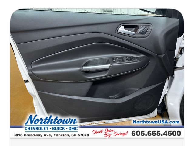 Used 2014 Ford Escape Titanium w/ Equipment Group 401A AWD/4WD image 11