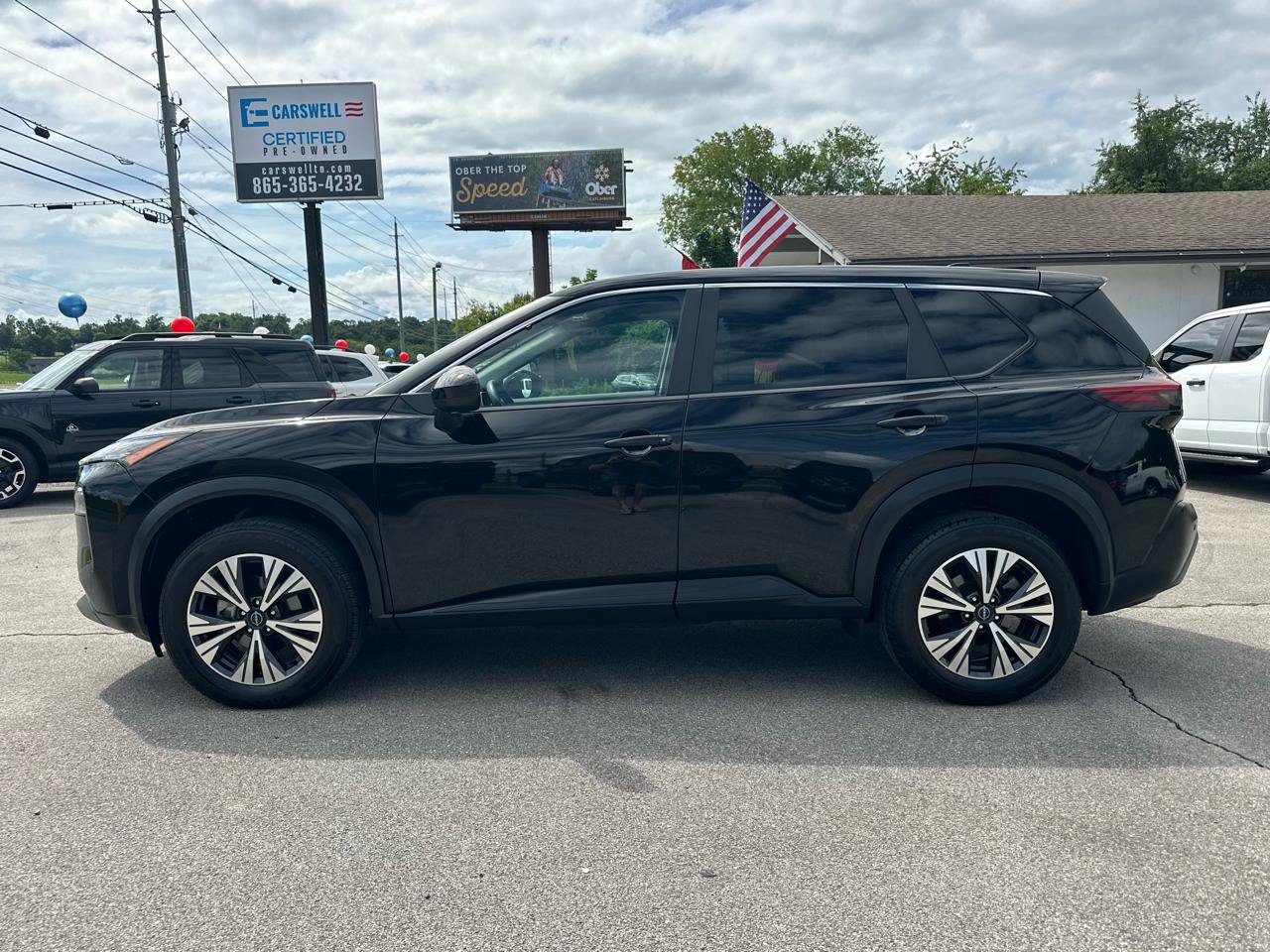 Used 2023 Nissan Rogue SV FWD image 6